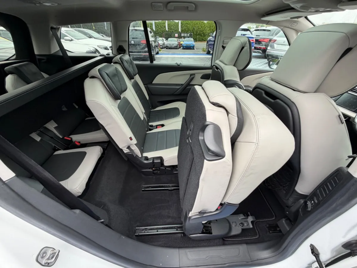 Citroen Grand C4 Picasso MPV, Diesel, 2021, White