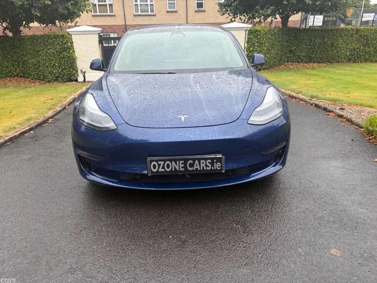 Tesla Model 3 Saloon, Electric, 2021, Blue