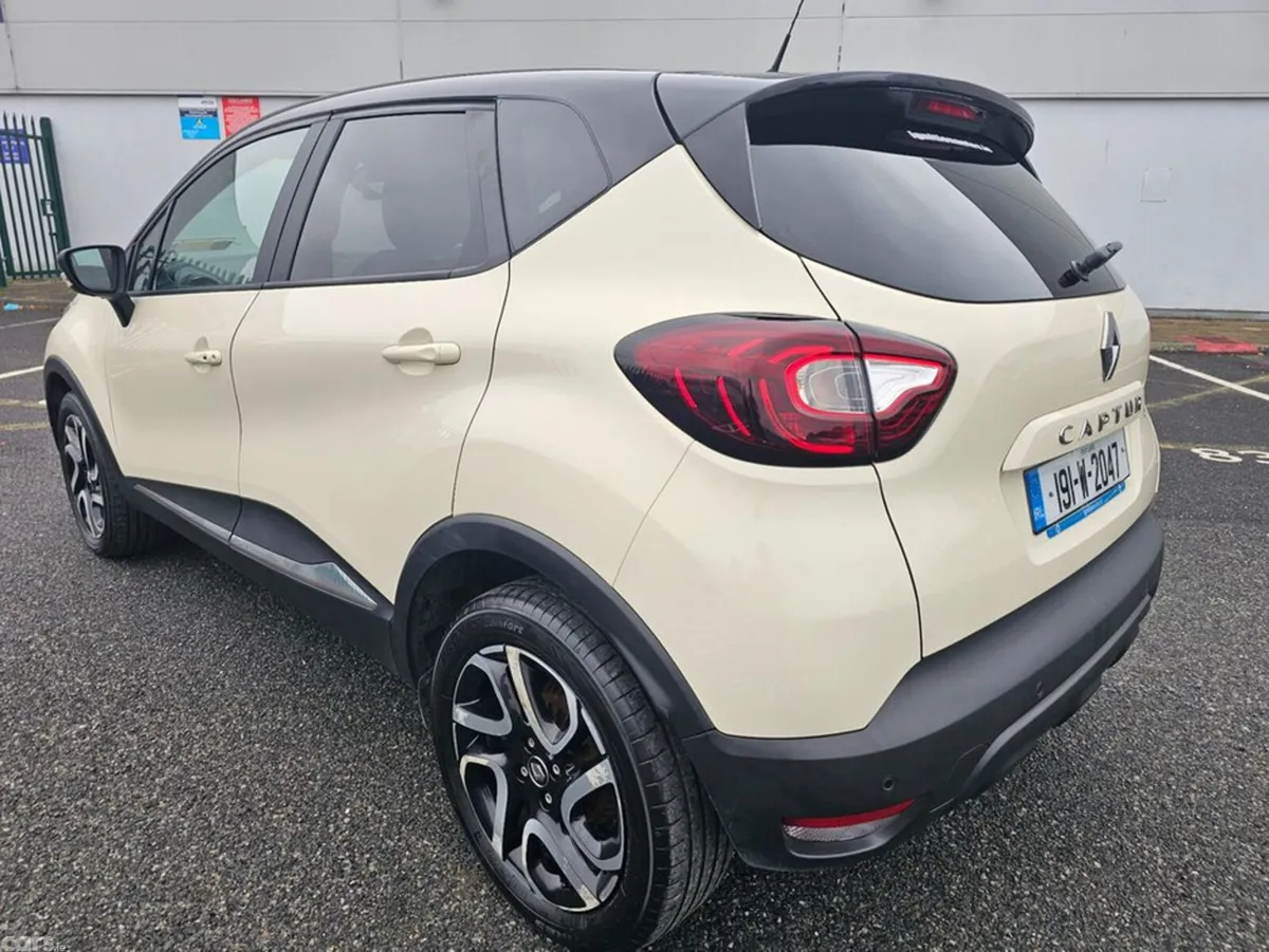 Renault Captur Hatchback, Diesel, 2019, White