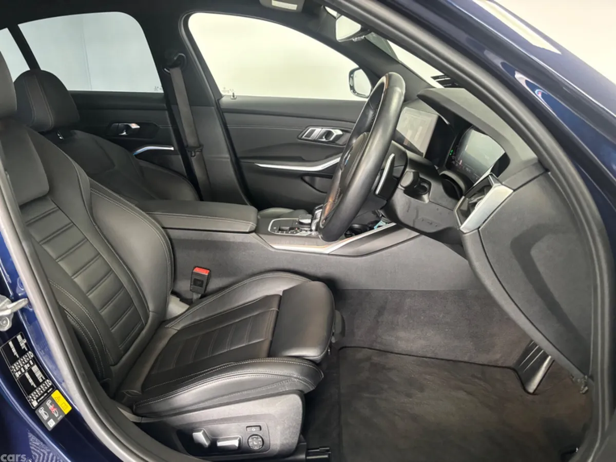 BMW 3-Series Saloon, Petrol Plug-in Hybrid, 2021, Blue