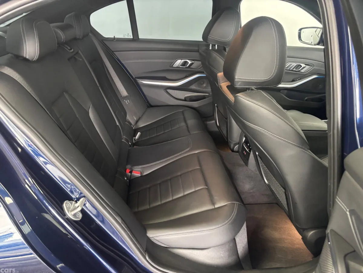 BMW 3-Series Saloon, Petrol Plug-in Hybrid, 2021, Blue