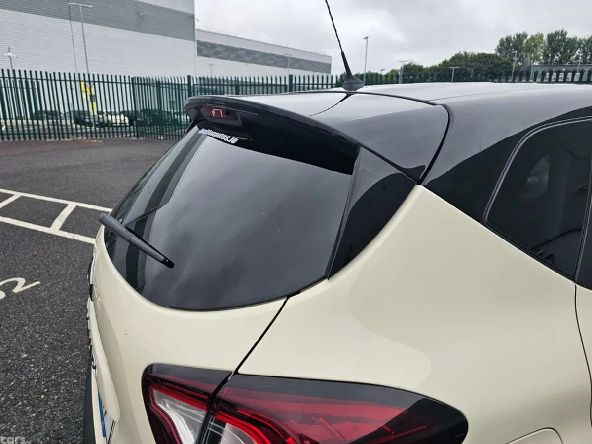 Renault Captur Hatchback, Diesel, 2019, White