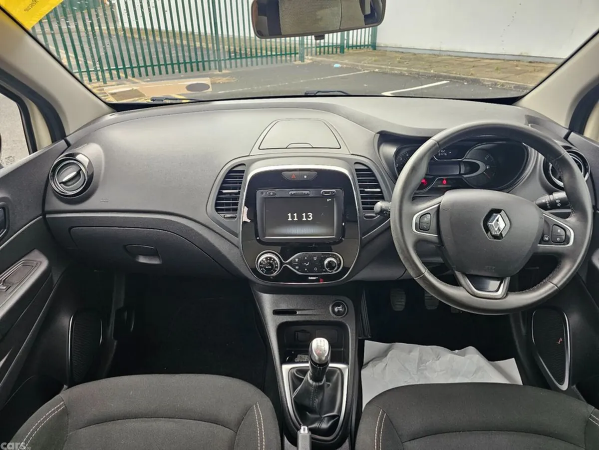 Renault Captur Hatchback, Diesel, 2019, White