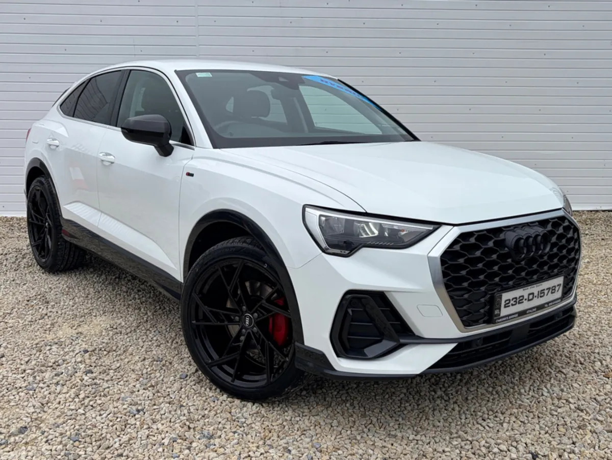 Audi Q3 Hatchback, Petrol Plug-in Hybrid, 2023, White