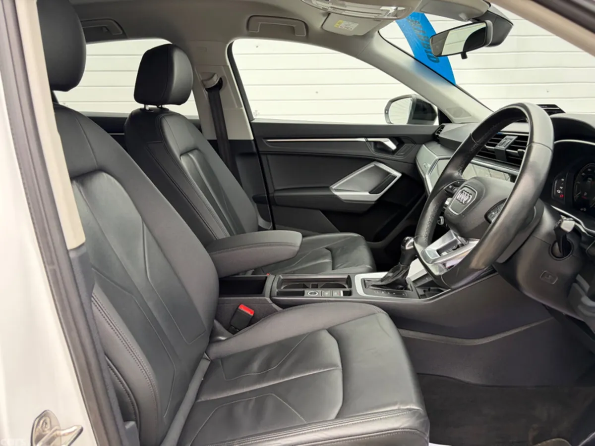 Audi Q3 Hatchback, Petrol Plug-in Hybrid, 2023, White