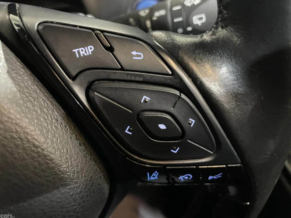 Toyota C-HR Hatchback, Petrol, 2023, White