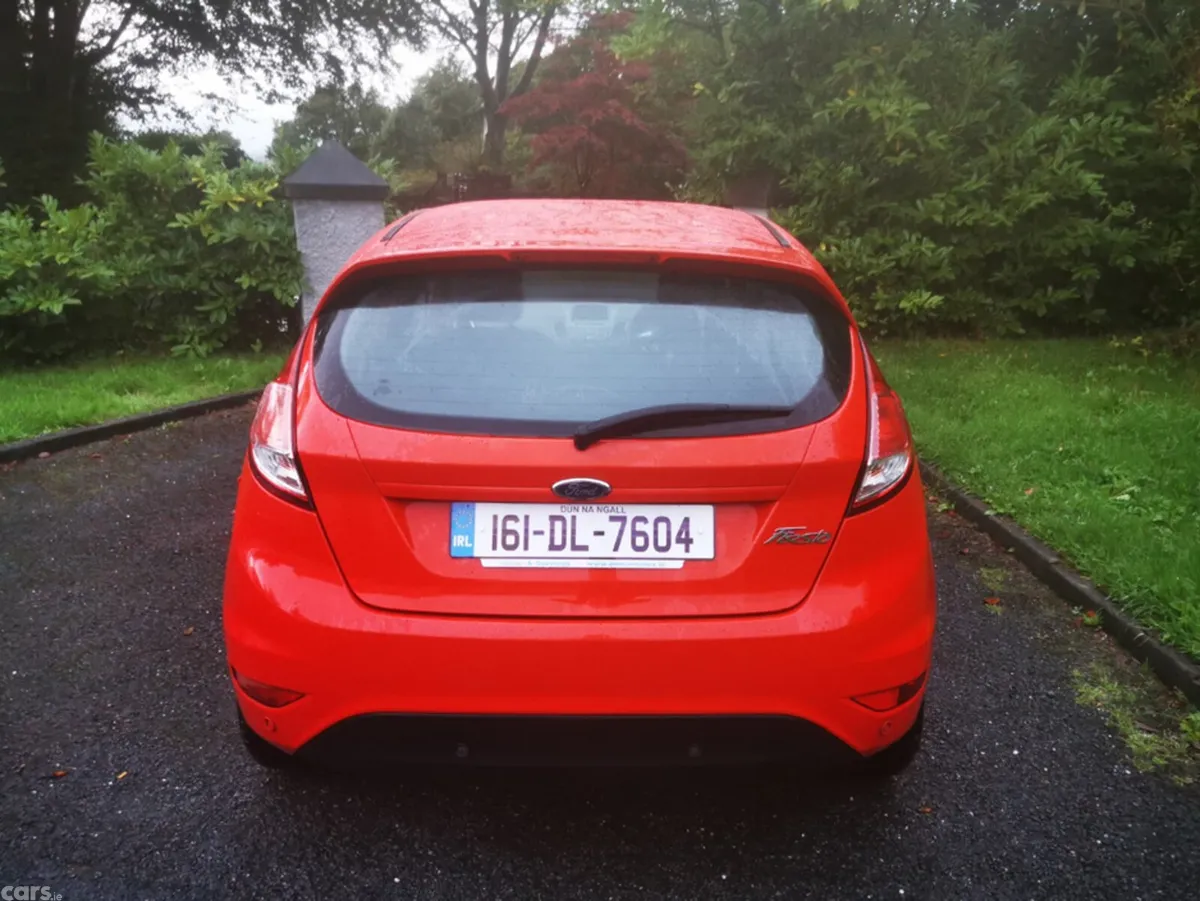 Ford Fiesta Hatchback, Diesel, 2016, Red