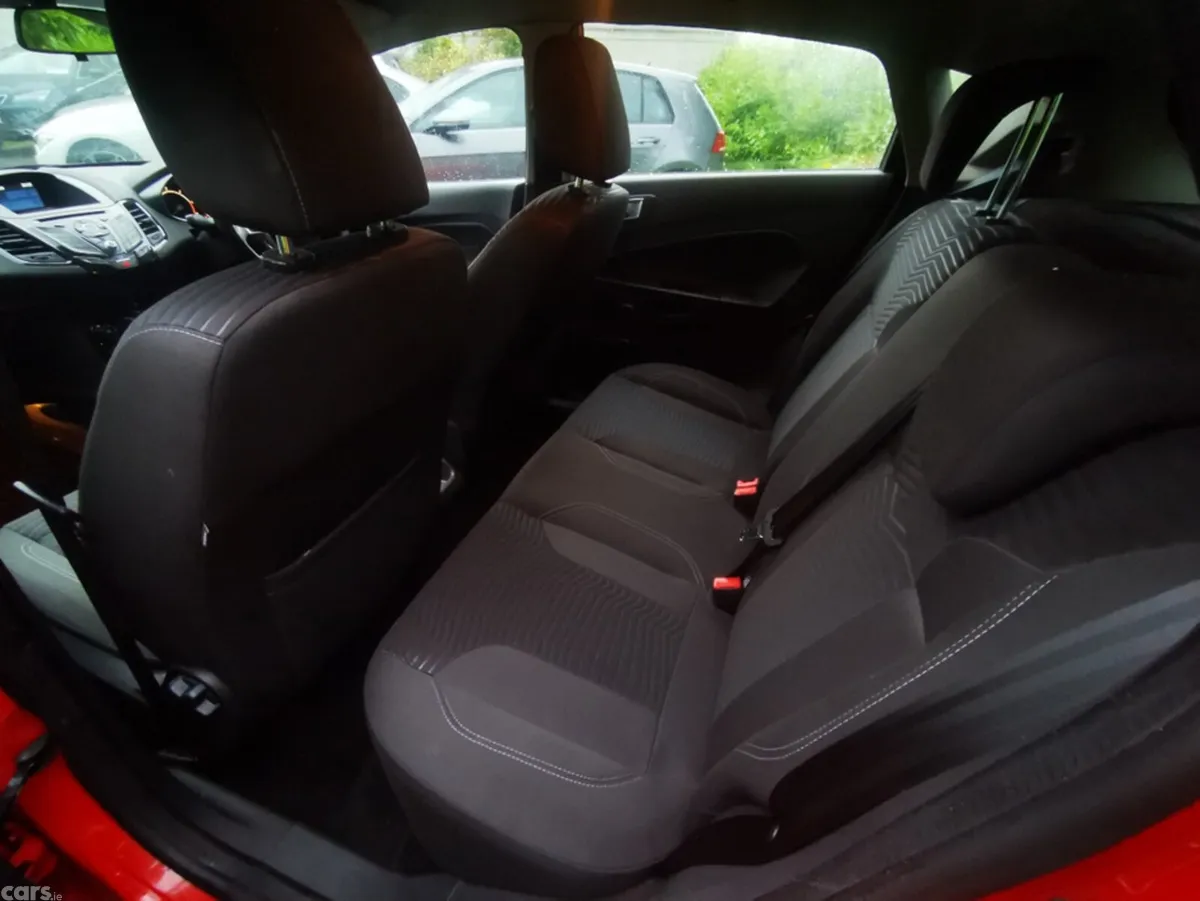 Ford Fiesta Hatchback, Diesel, 2016, Red