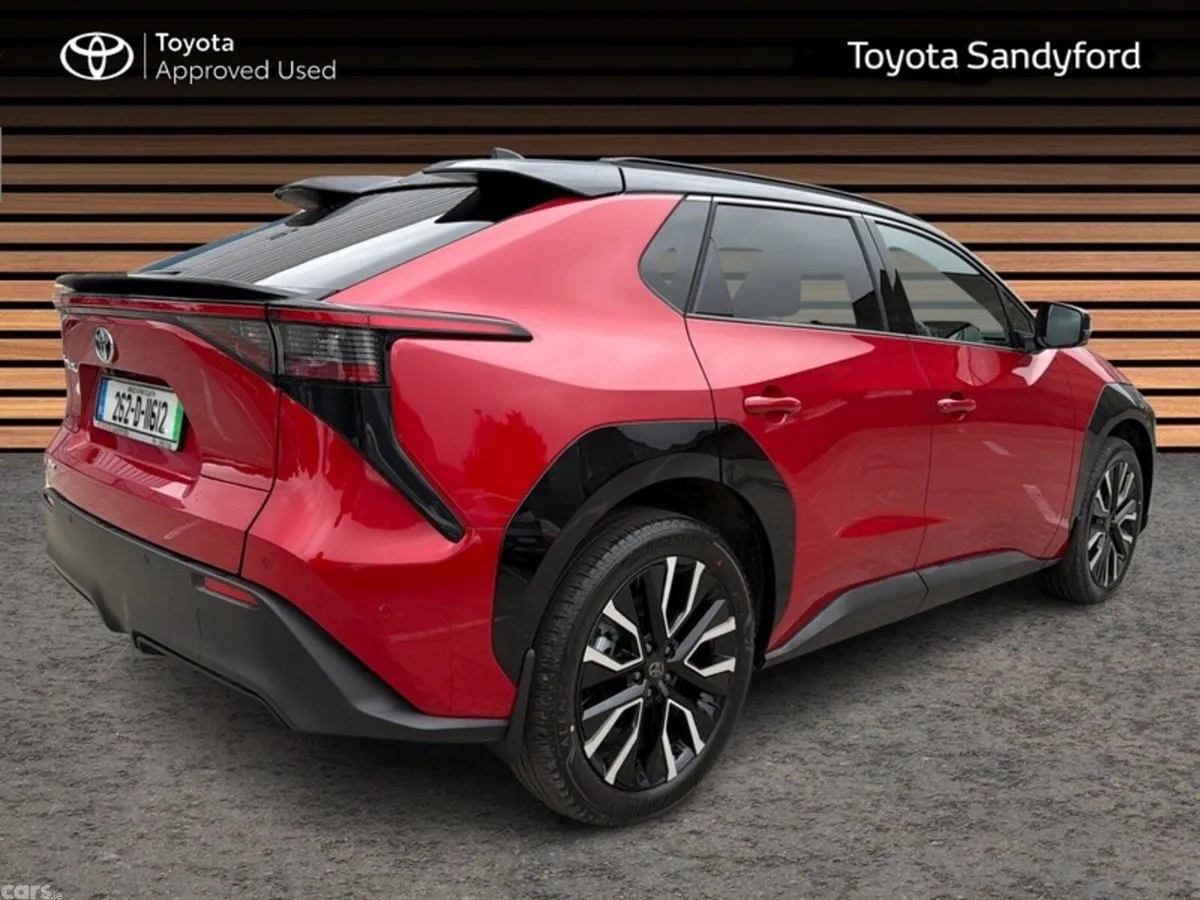 Toyota bZ4X Estate, Electric, 2026, Red