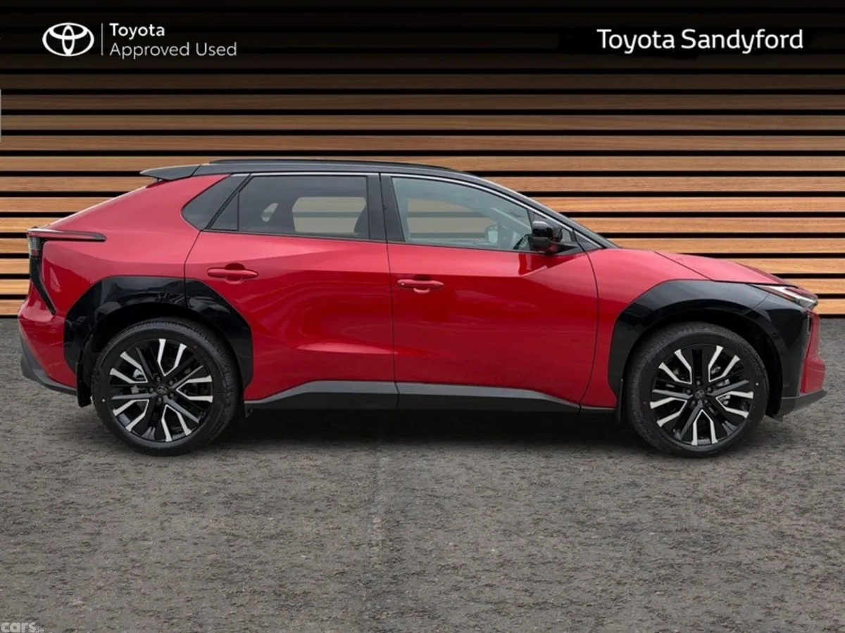 Toyota bZ4X Estate, Electric, 2026, Red