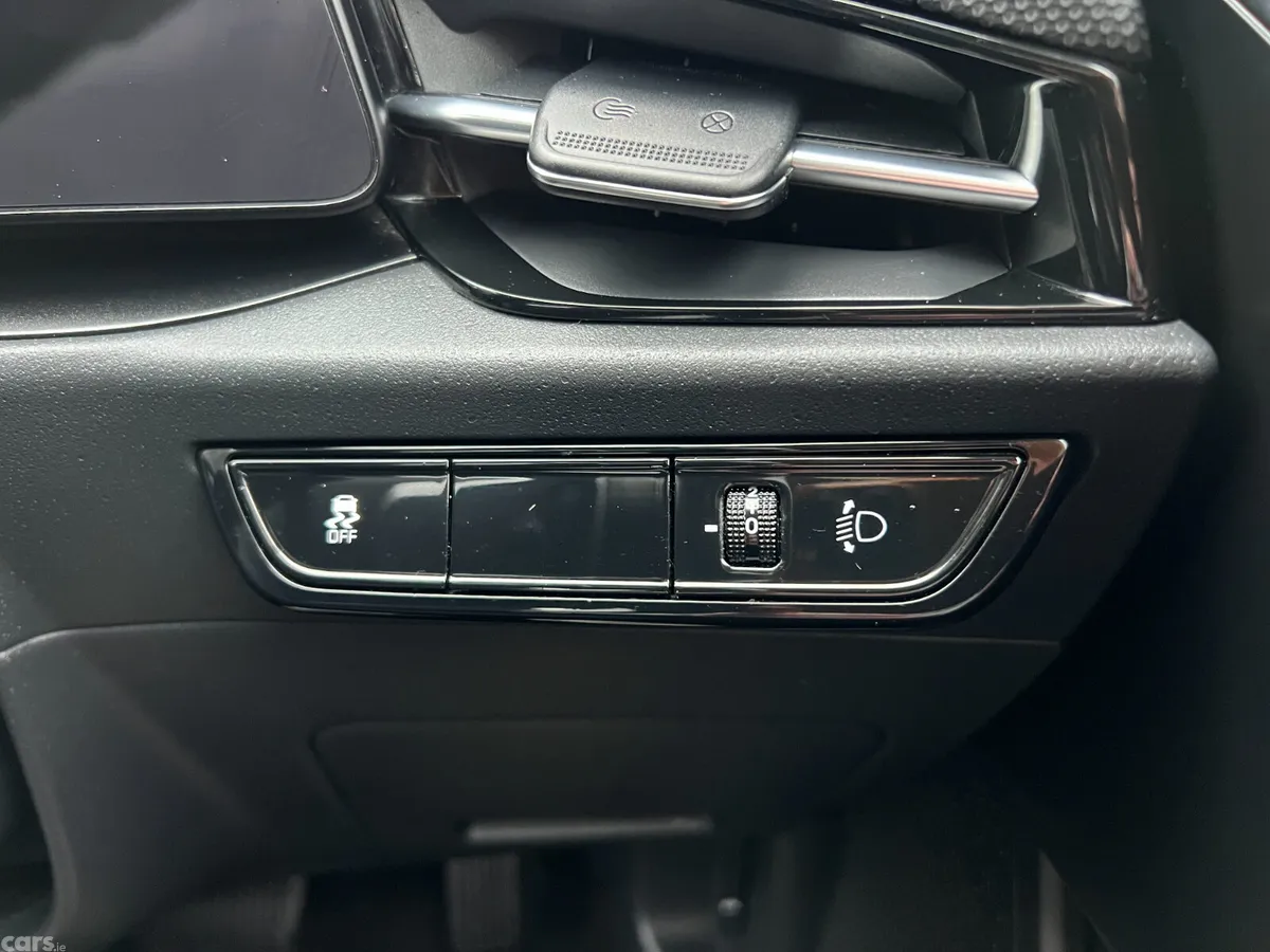 Kia e-Niro SUV, Electric, 2023, Red