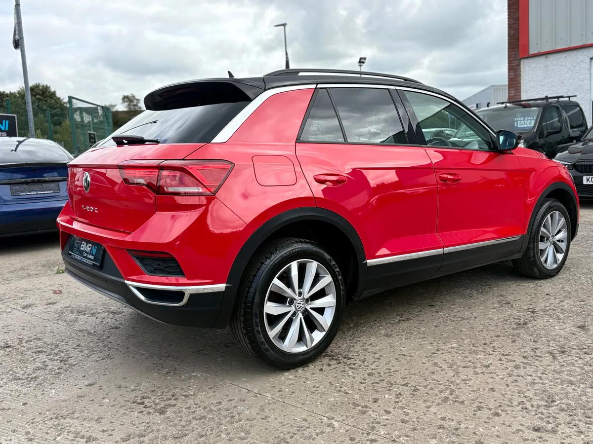 Volkswagen T-Roc SUV, Diesel, 2019, Red