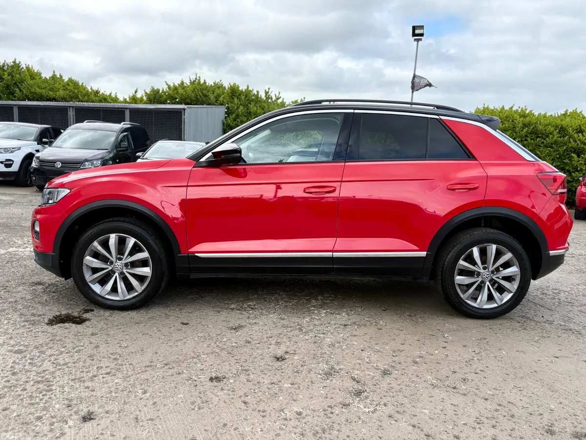 Volkswagen T-Roc SUV, Diesel, 2019, Red