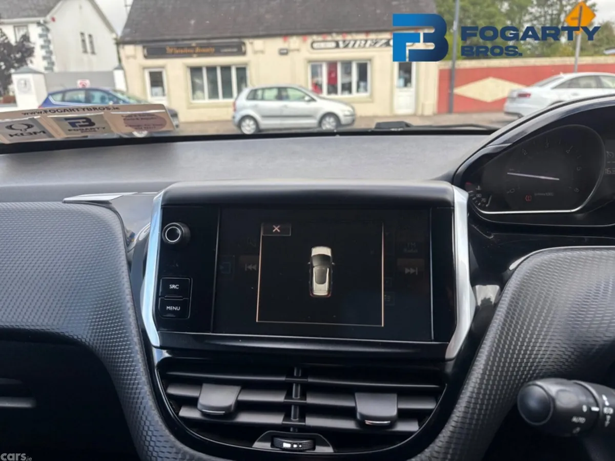 Peugeot 2008 Estate, Diesel, 2017, Black