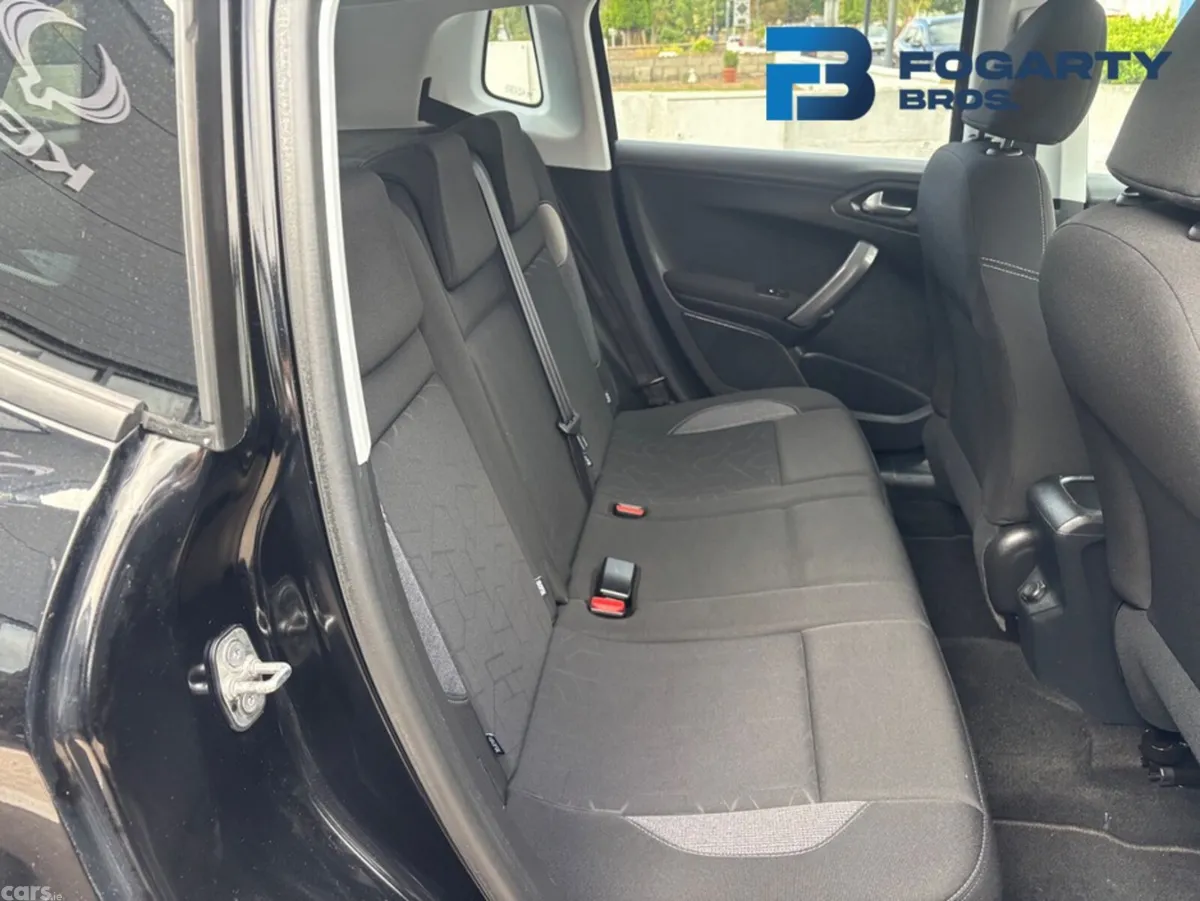 Peugeot 2008 Estate, Diesel, 2017, Black