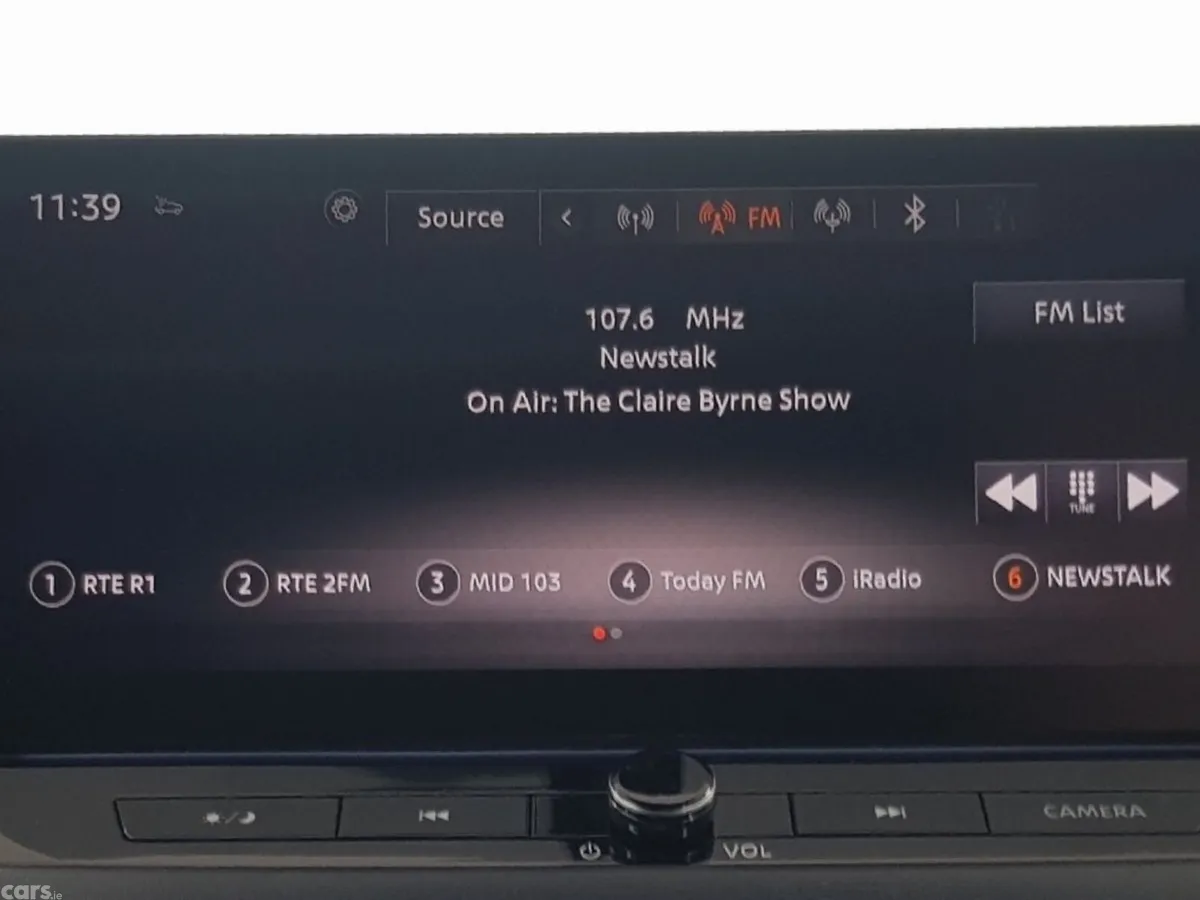 Nissan Qashqai MPV, Petrol, 2023, Red