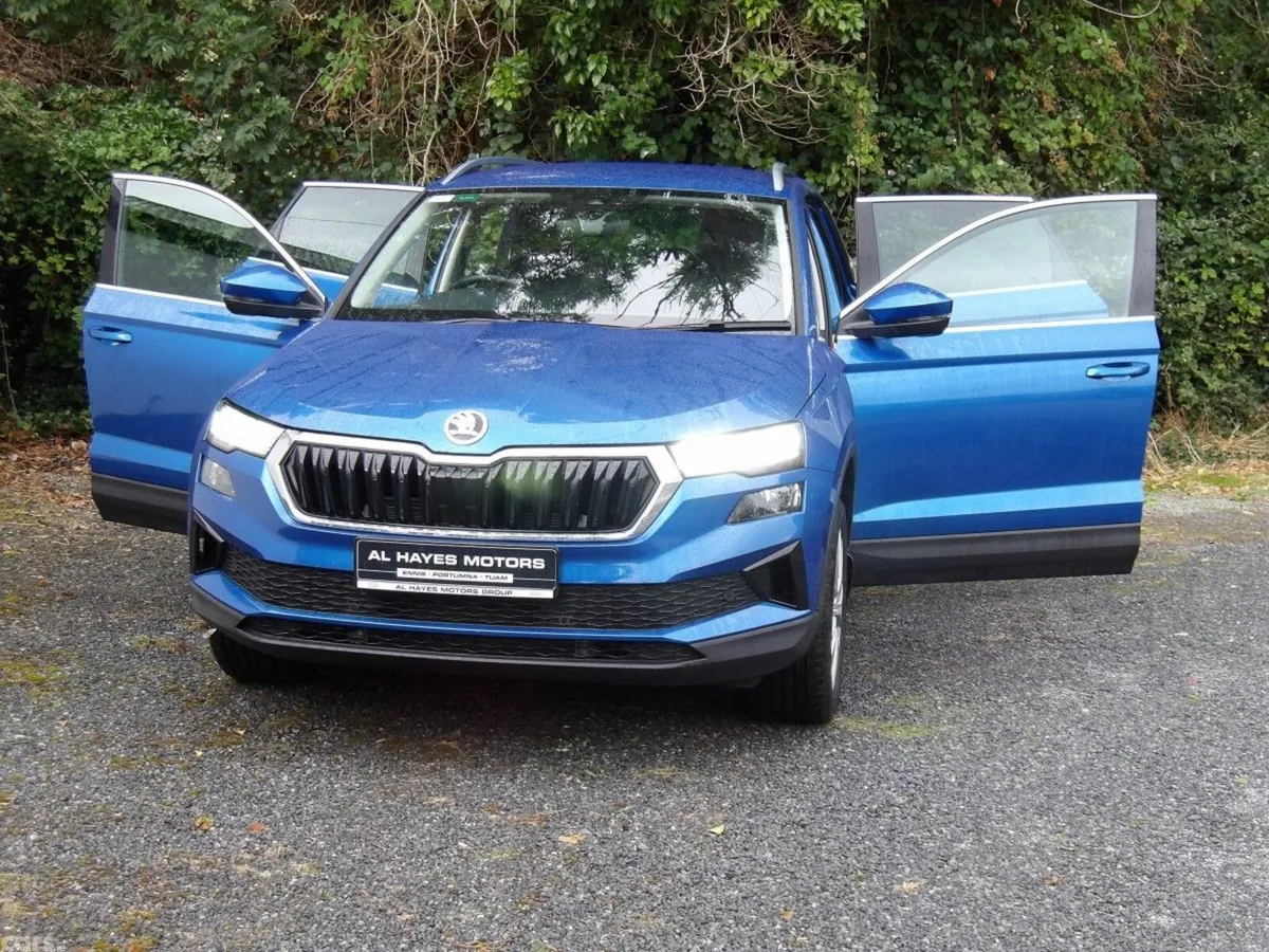 Skoda Karoq SUV, Diesel, 2025, Blue