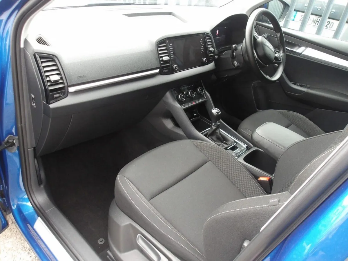 Skoda Karoq SUV, Diesel, 2025, Blue