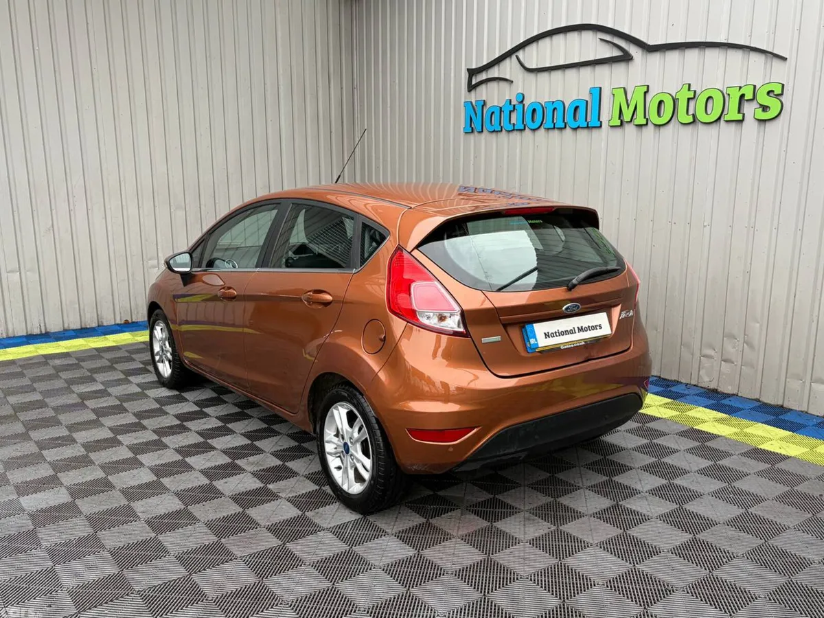 Ford Fiesta Hatchback, Petrol, 2015, Brown