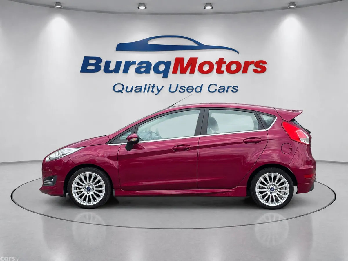 Ford Fiesta Hatchback, Petrol, 2014, Red