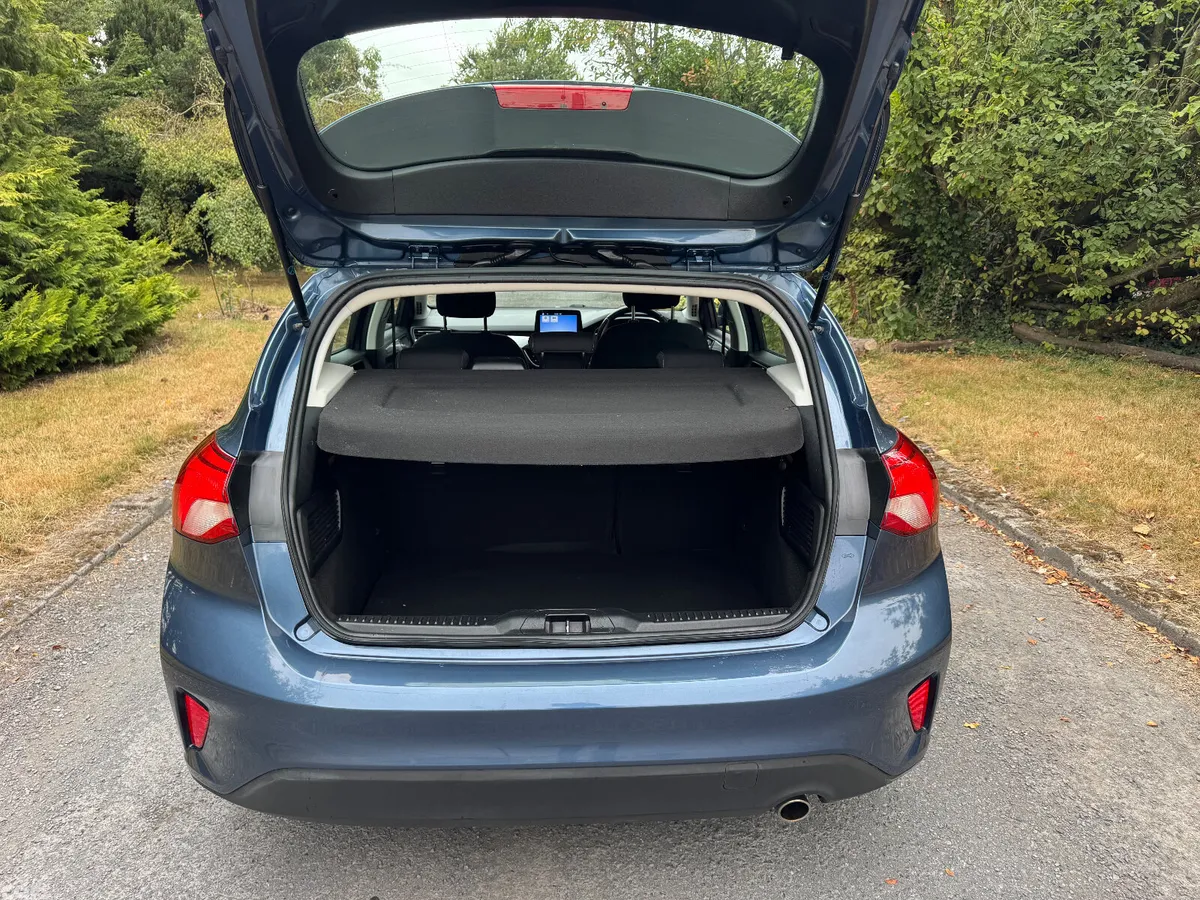 Ford Focus Hatchback, Diesel, 2018, Blue
