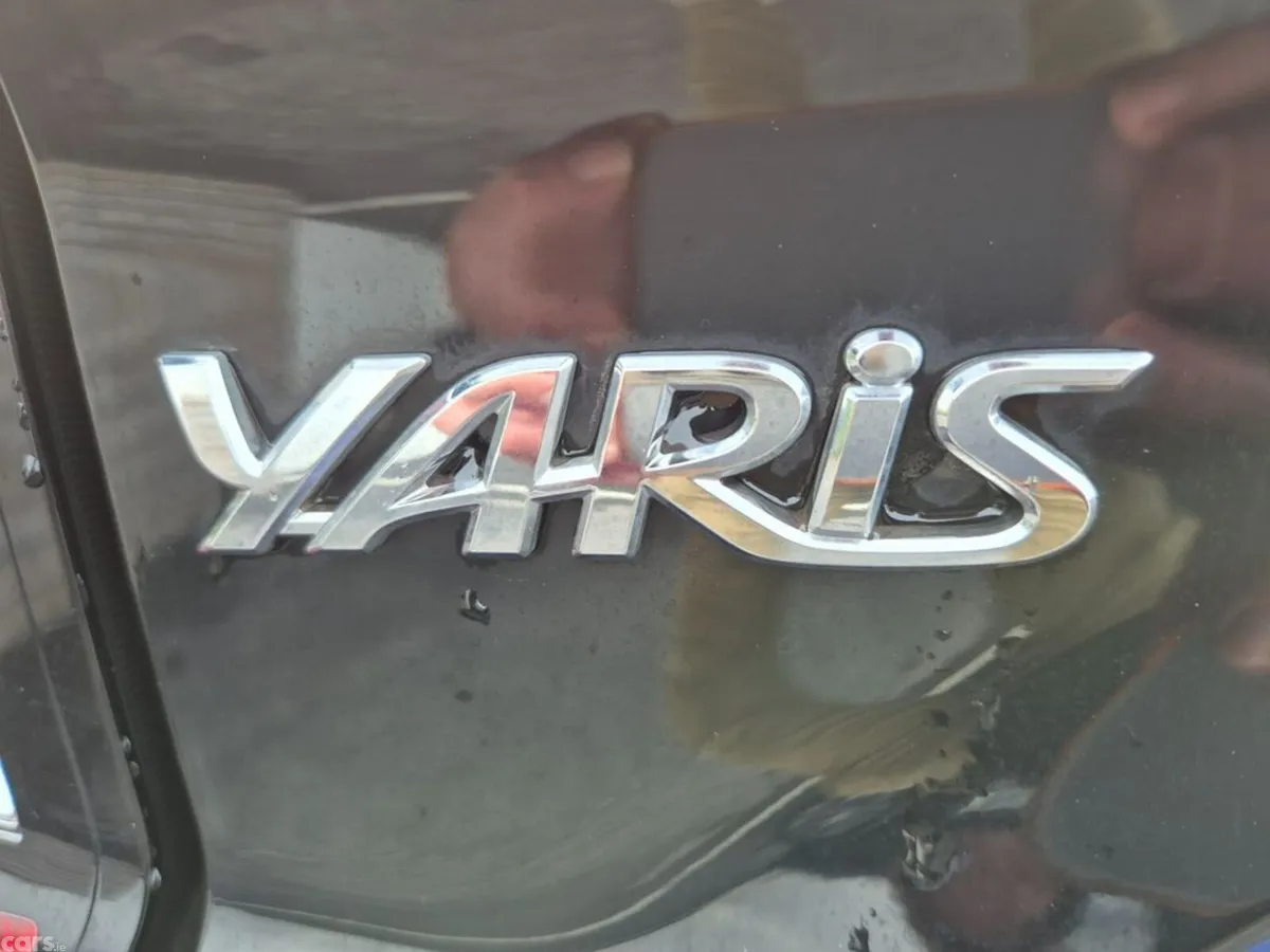 Toyota Yaris Hatchback, Petrol Hybrid, 2022, Blue