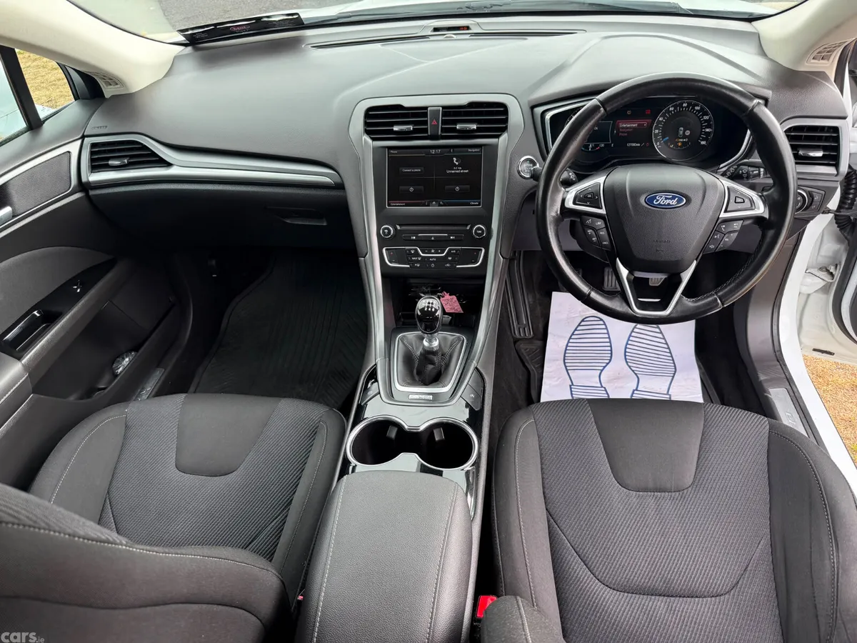 Ford Mondeo Hatchback, Diesel, 2015, White