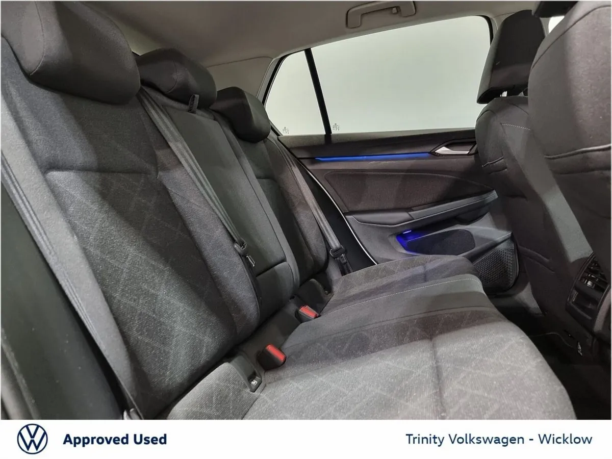 Volkswagen Golf Estate, Petrol, 2023, White