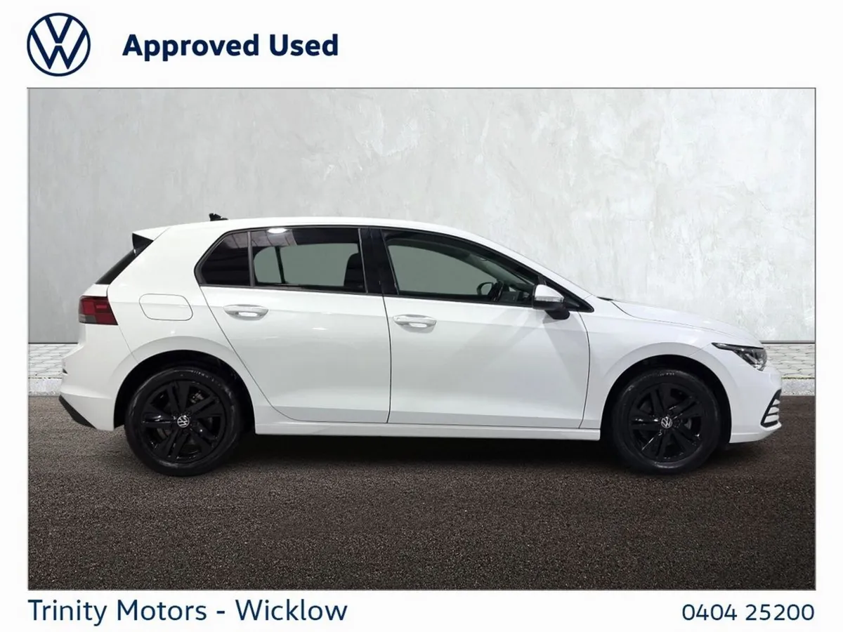 Volkswagen Golf Estate, Petrol, 2023, White