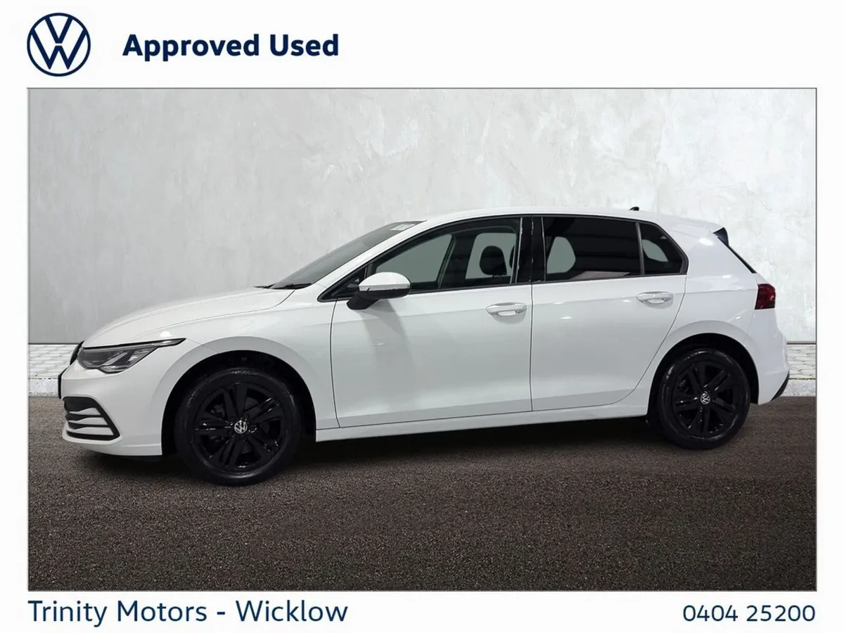 Volkswagen Golf Estate, Petrol, 2023, White