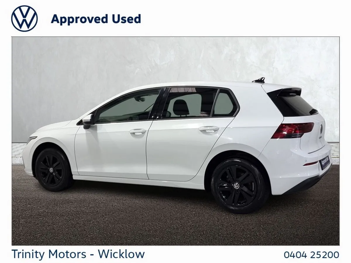 Volkswagen Golf Estate, Petrol, 2023, White