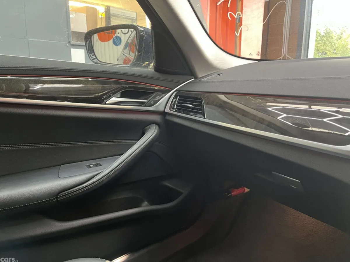 BMW 5-Series Saloon, Petrol, 2017, Blue
