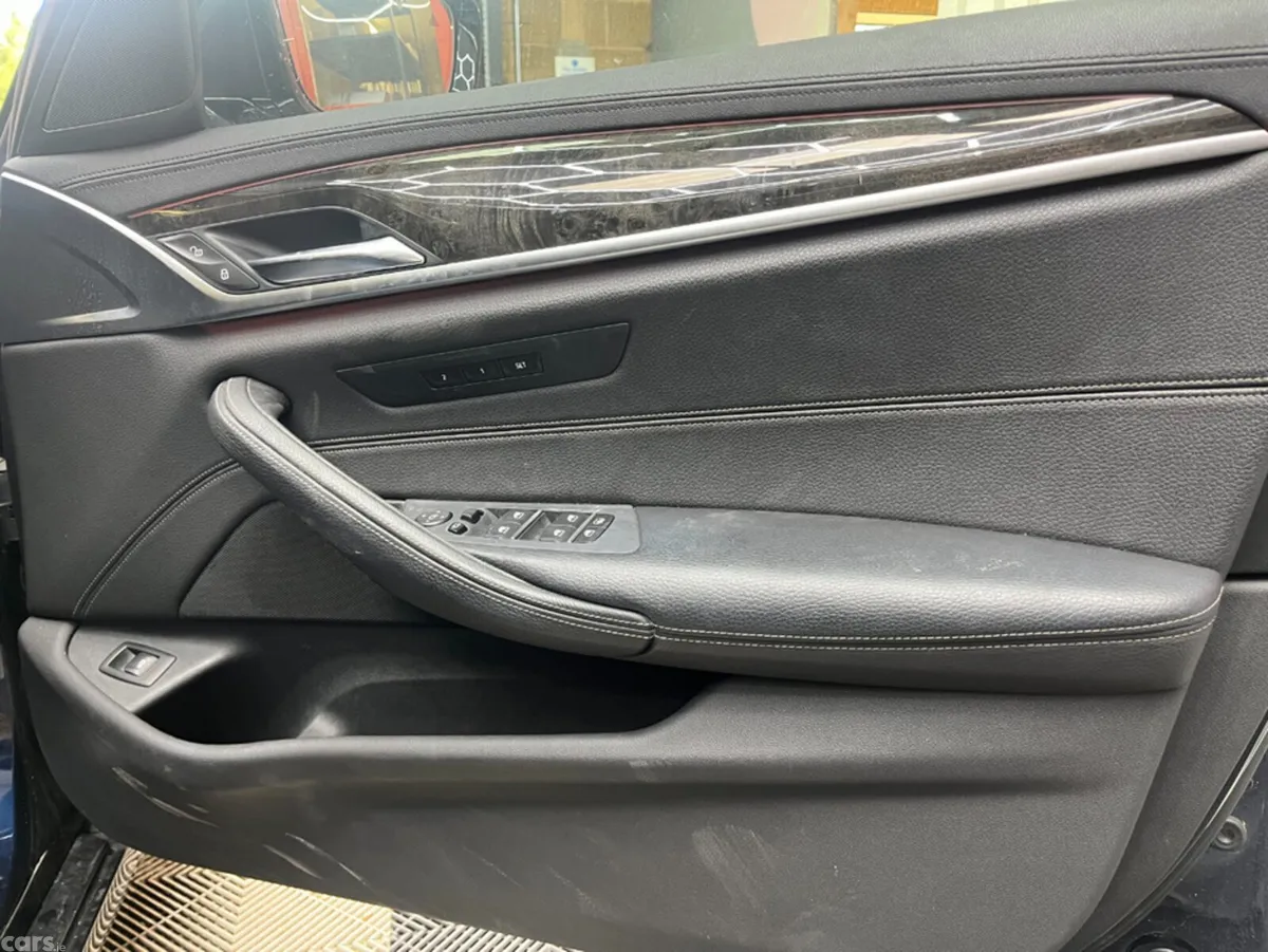 BMW 5-Series Saloon, Petrol, 2017, Blue