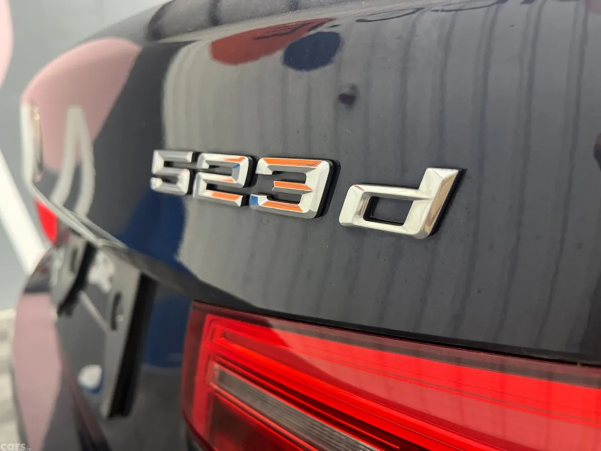 BMW 5-Series Saloon, Petrol, 2017, Blue