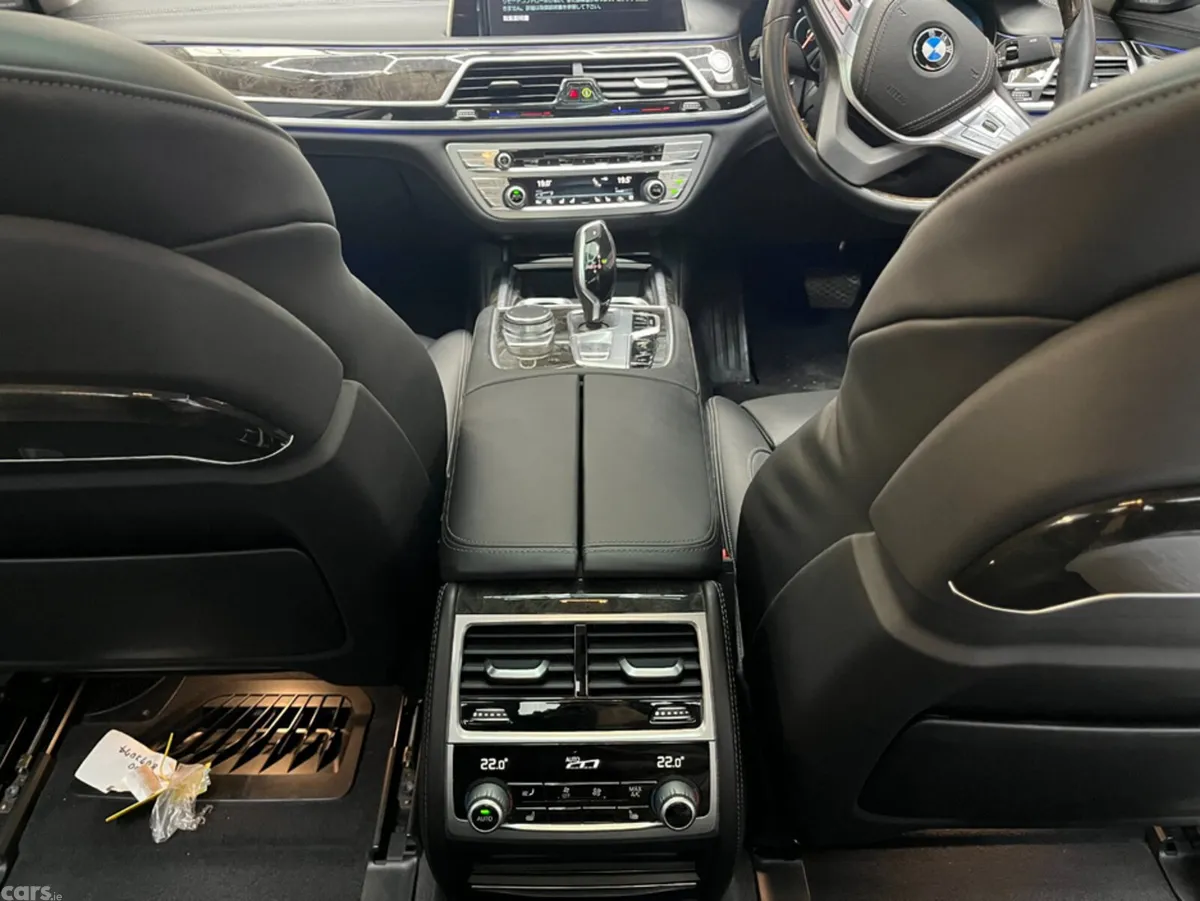 BMW 7-Series Saloon, Petrol, 2017, Black