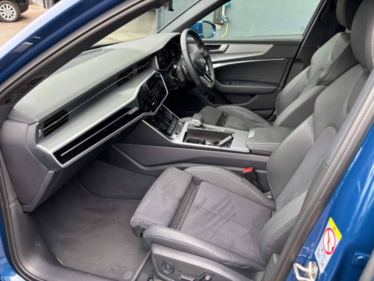 Audi A6 Estate, Petrol Plug-in Hybrid, 2024, Blue