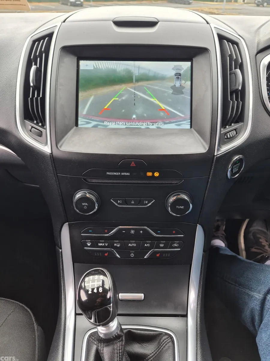 Ford Galaxy MPV, Diesel, 2019, Red