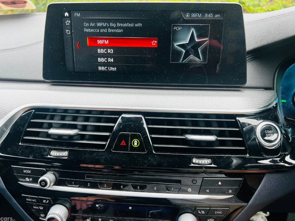 BMW 5-Series Saloon, Petrol Plug-in Hybrid, 2018, Blue