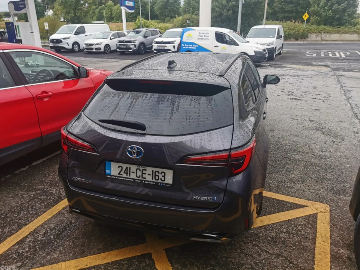 Toyota Corolla Estate, Petrol Hybrid, 2024, Grey