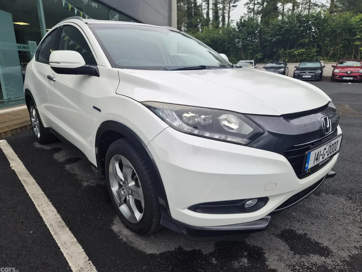 Honda Vezel SUV, Petrol Hybrid, 2014, White