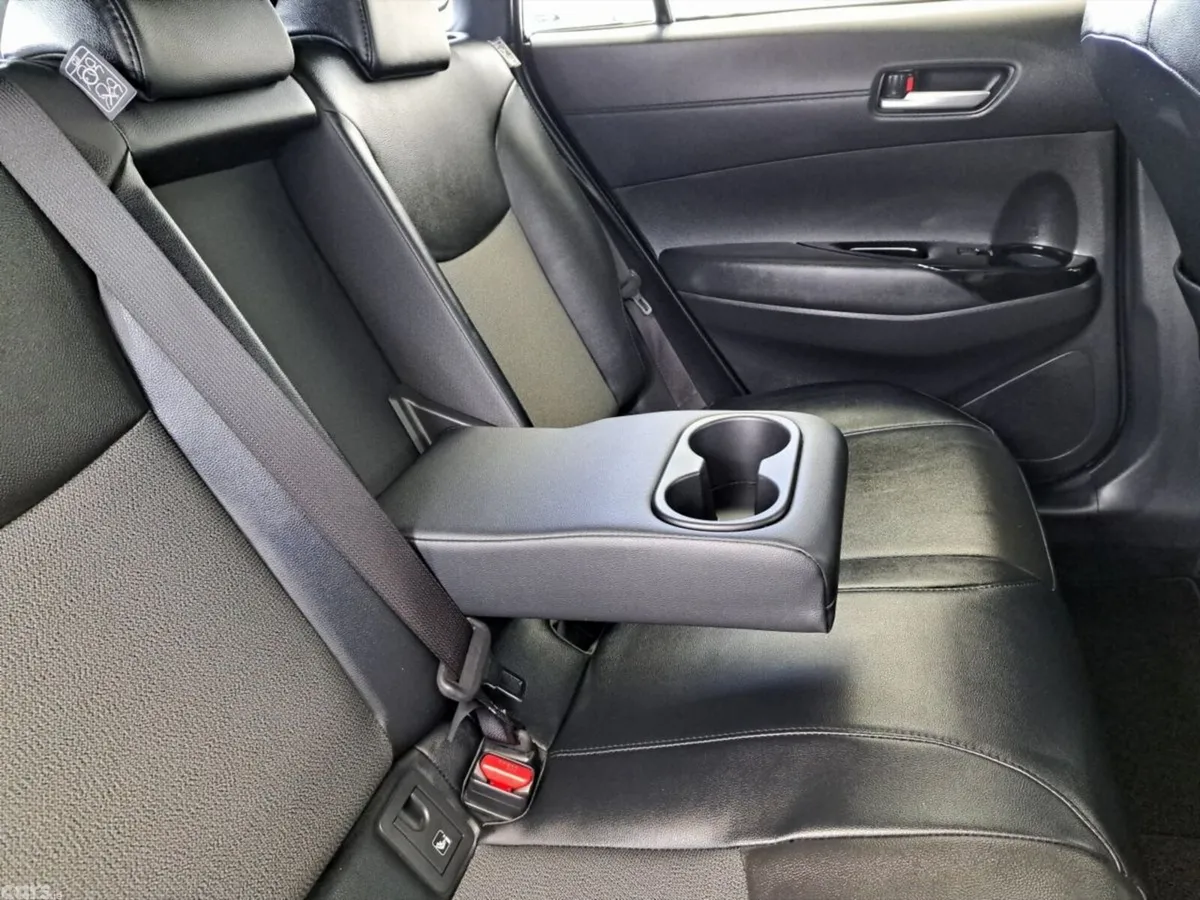 Toyota Corolla Cross Saloon, Petrol Hybrid, 2024, Black