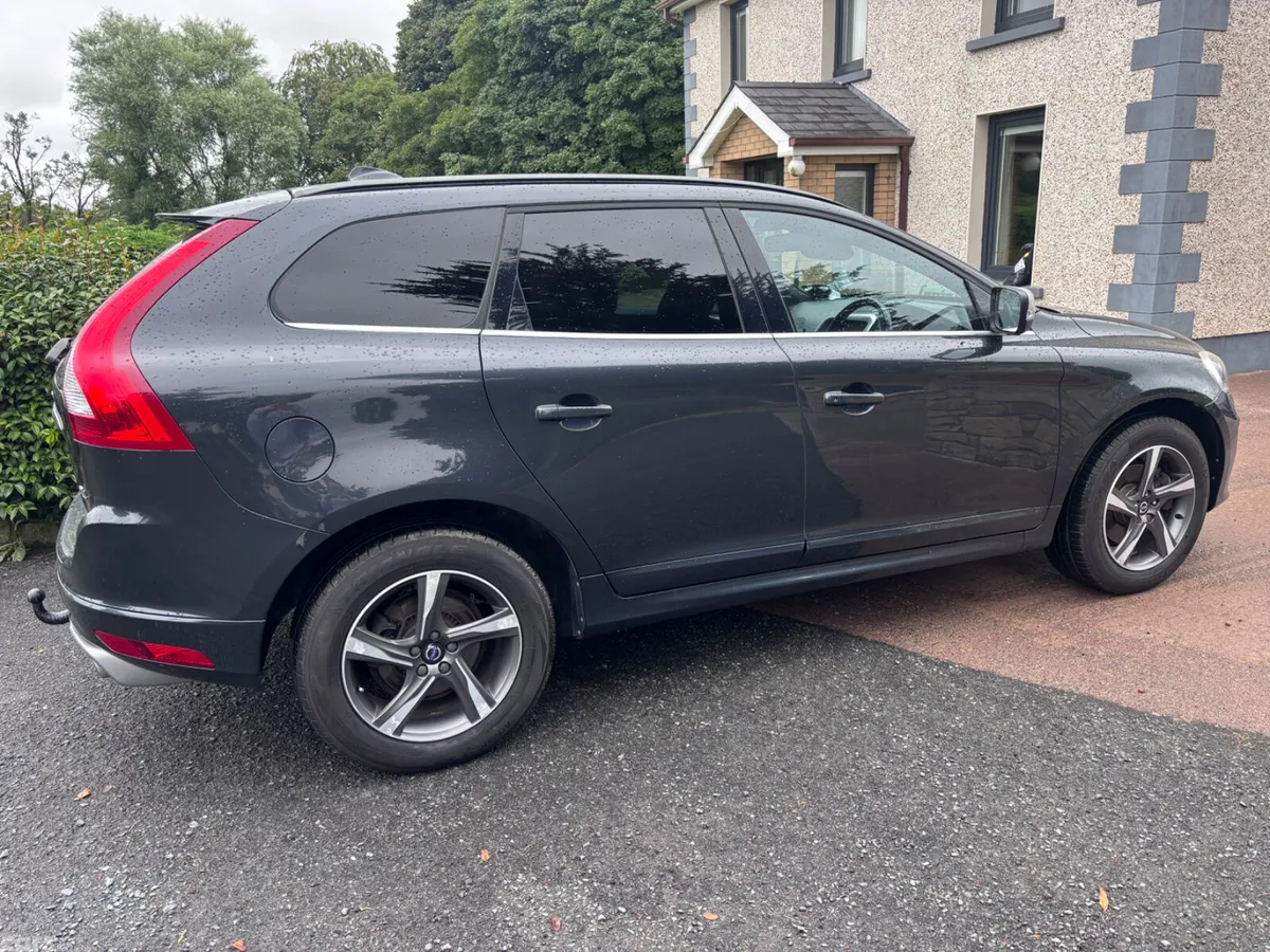 Volvo XC60 SUV, Diesel, 2015, Grey
