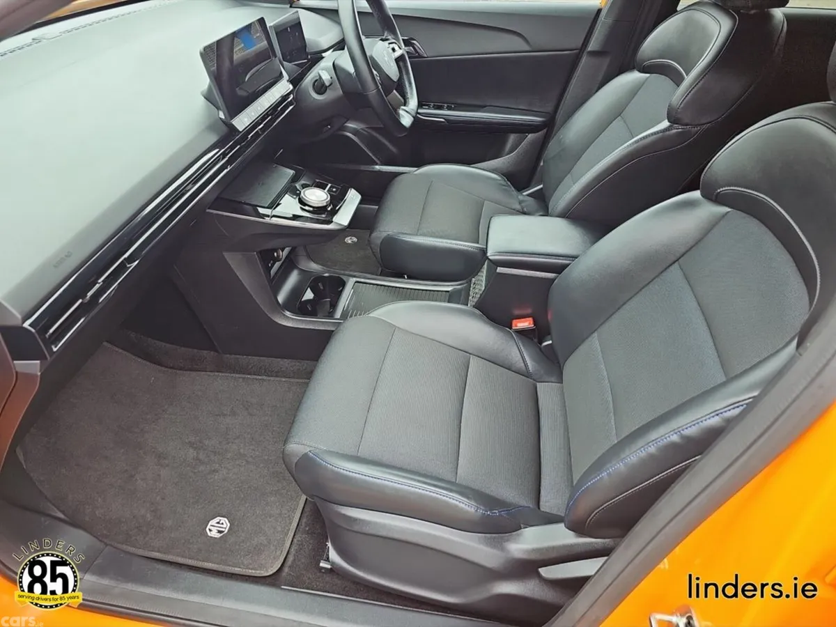 MG MG4 Hatchback, Electric, 2023, Orange