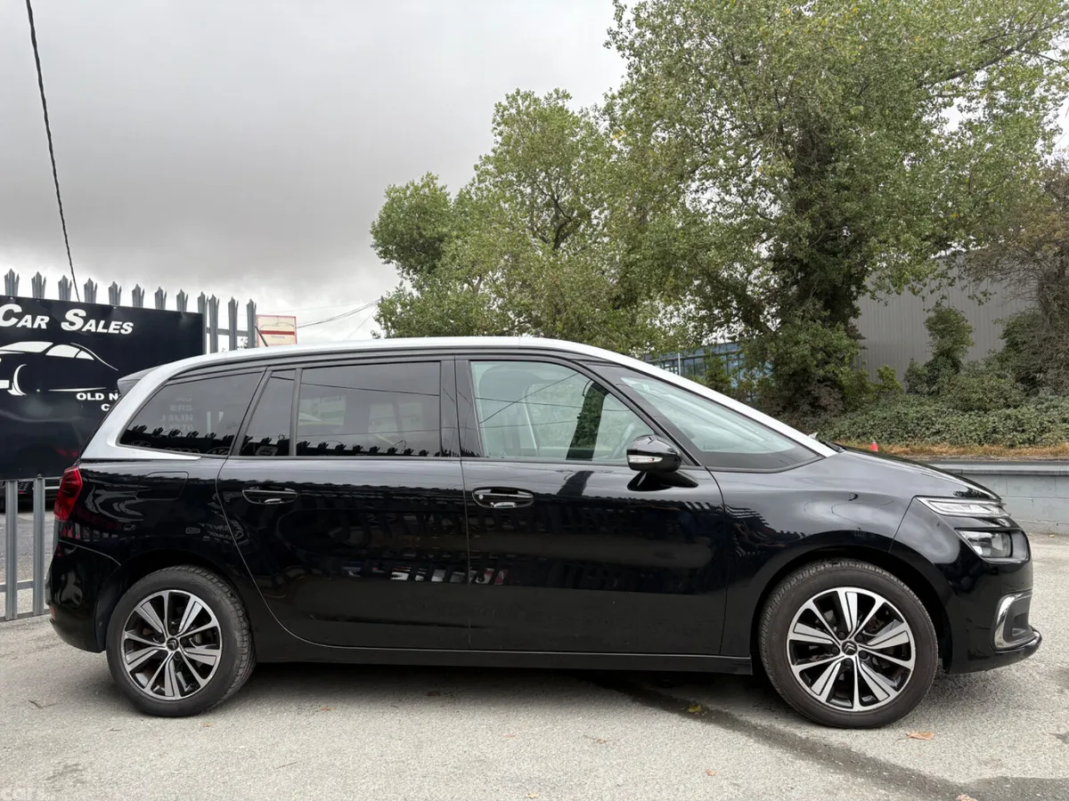 Citroen Grand C4 Picasso Hatchback, Petrol, 2019, Black