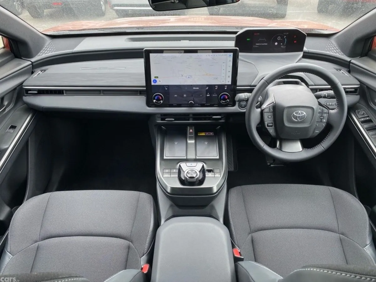 Toyota C-HR Estate, Electric, 2026, Brown