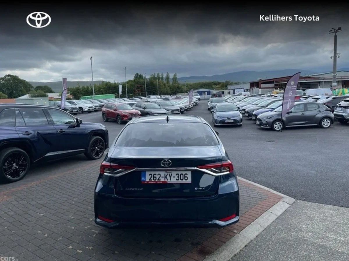 Toyota Corolla Saloon, Petrol Hybrid, 2026, Blue