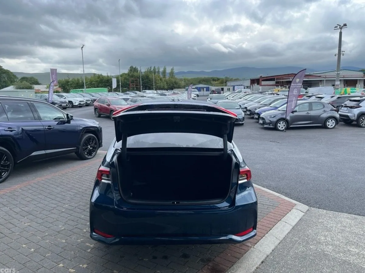 Toyota Corolla Saloon, Petrol Hybrid, 2026, Blue