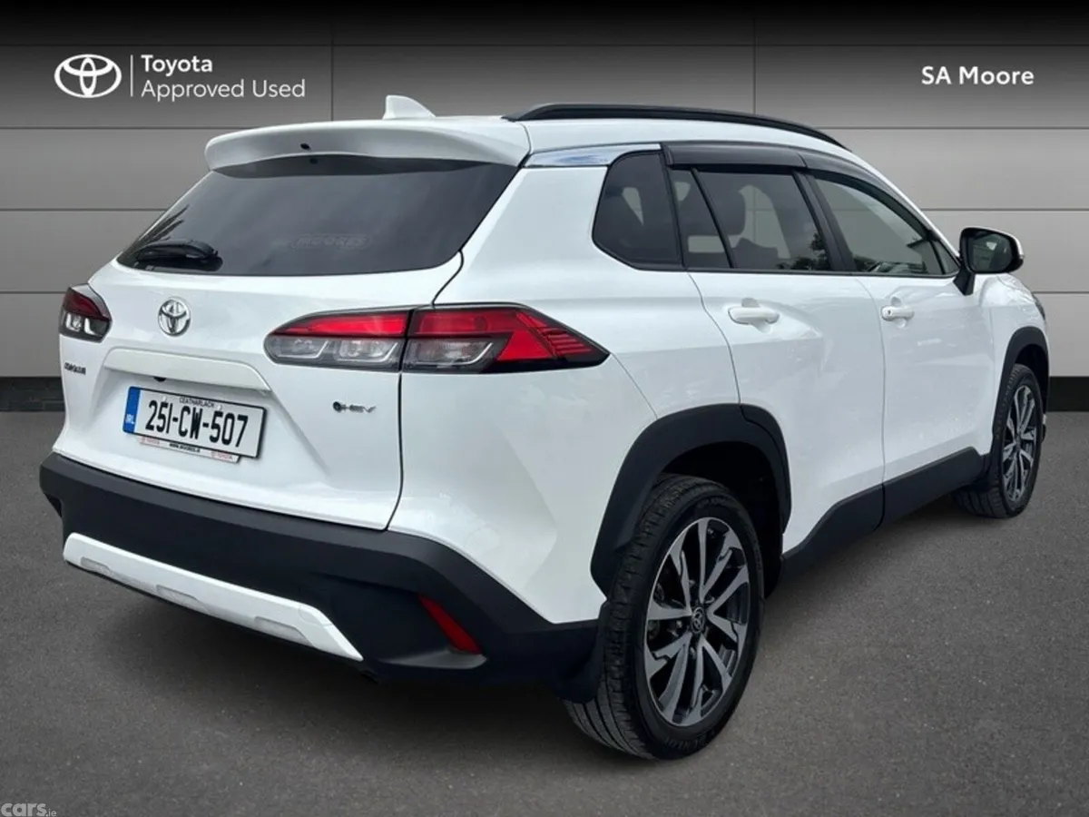 Toyota Corolla Cross Hatchback, Petrol Hybrid, 2025, White