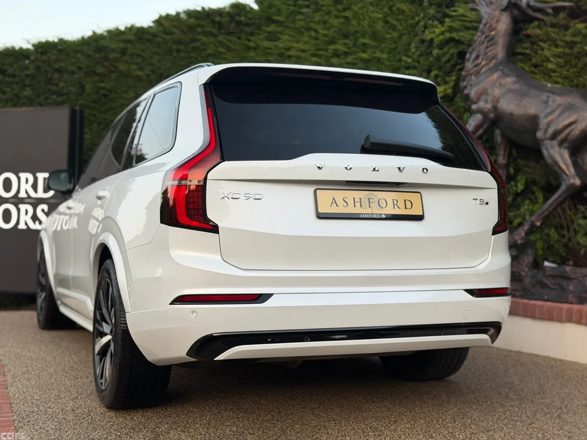 Volvo XC90 SUV, Petrol Plug-in Hybrid, 2025, White