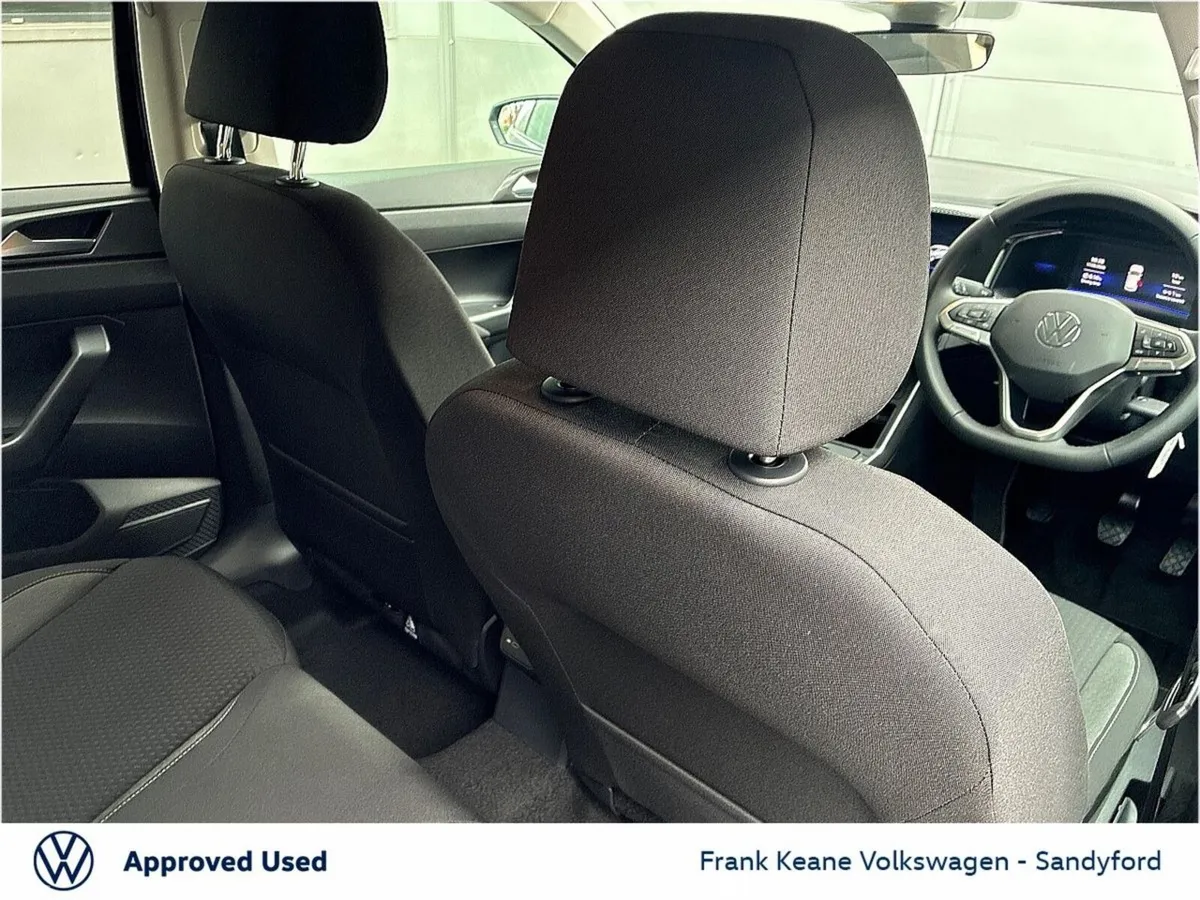 Volkswagen Polo Hatchback, Petrol, 2027, Black